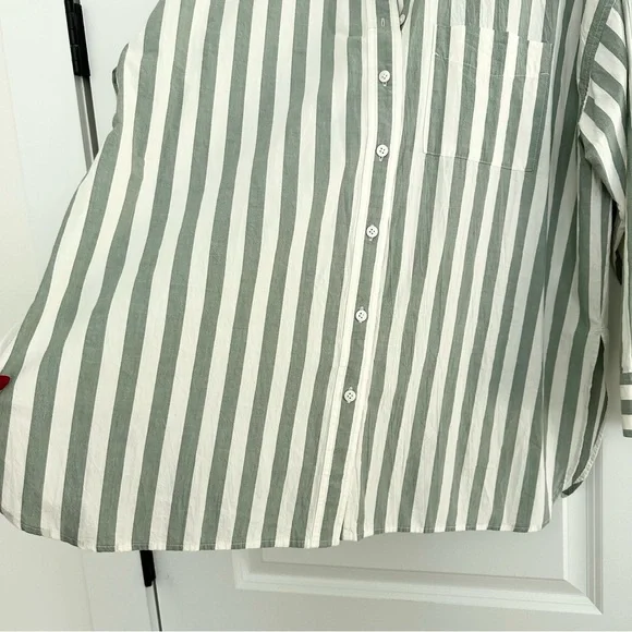Madewell Signature Poplin Oversized Striped Button-Up Shirt - Beach Coverup - Picture 10 of 17